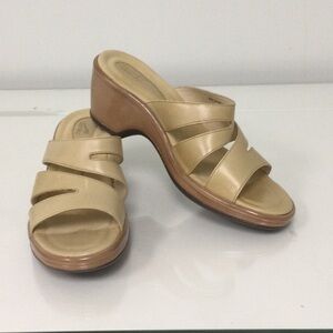 New Dansko Avril Heeled Sandal